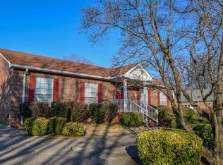 908 Morris Dr, Gallatin, TN 37066