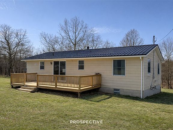 3rd image of 262 Elm Rd S