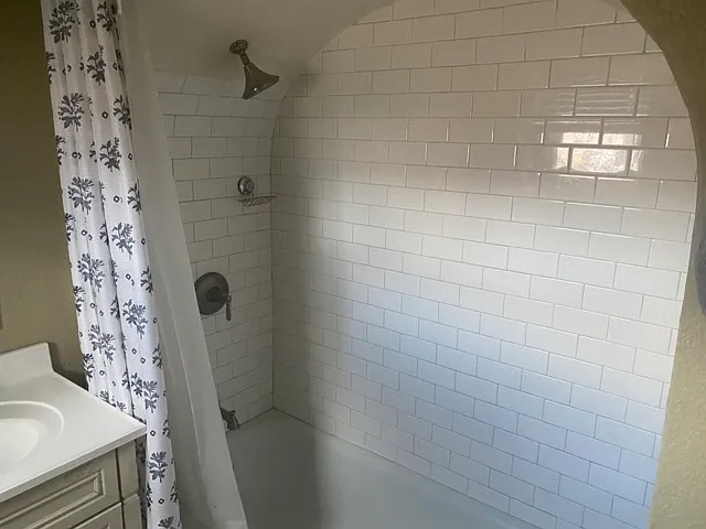 118 E Brookside St #B — Photo 5