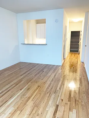 Rented by Station Cities | media 6