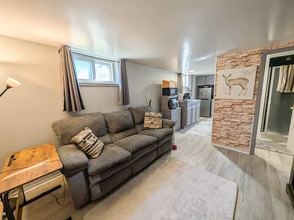 58 Chetwood St, Saint Catharines, ON L2S 2A2