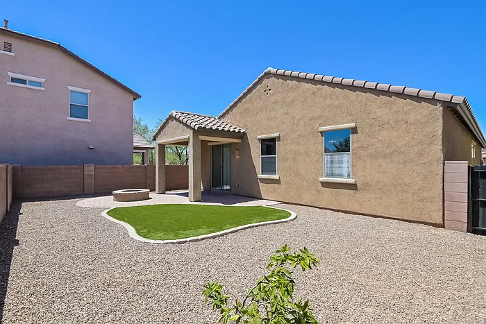 333 W Calle Matraca — Photo 16
