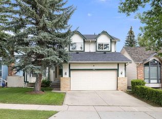156 S Woodfield Rd SW, Calgary, AB T2W3V9