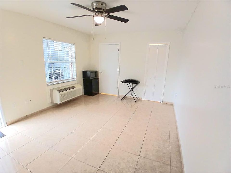 1st image of 221 Caribbean Dr #221