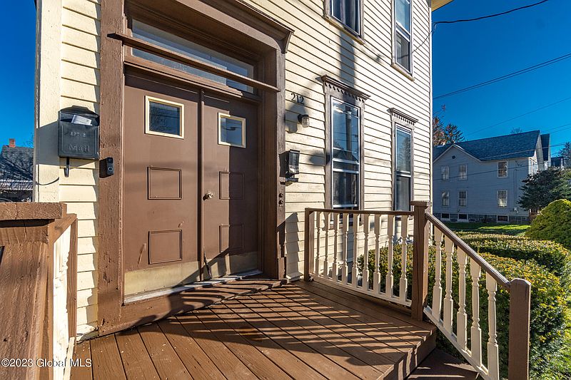 2nd image of 212 Fon Clair Street