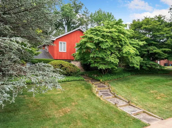 3809 Midvale Ln, Huntingdon Valley, PA 19006