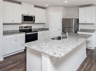 2211 Braid Hills Rd, Greensboro, NC 27405