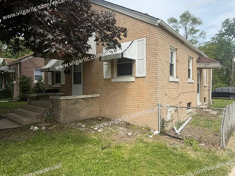 4295 Ohio St — Photo 1