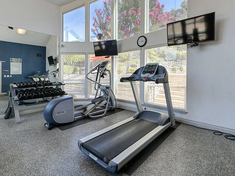 Lake Pointe Fitness Equipment