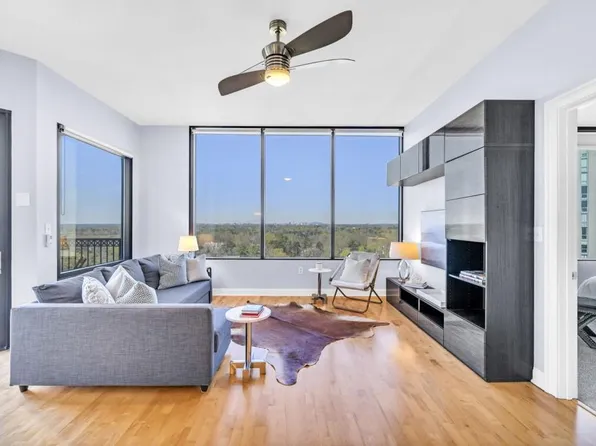 2828 Peachtree Rd NW APT 1703, Atlanta, GA 30305