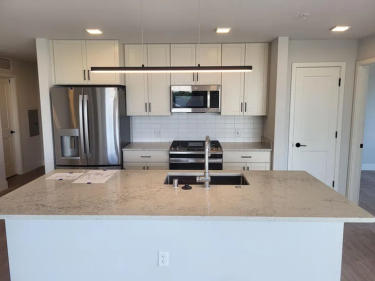 The Adria 179 W. Wilson St. — Photo 92
