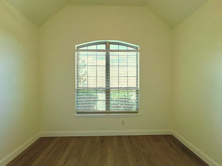 2206 Hartley Dr — Photo 14