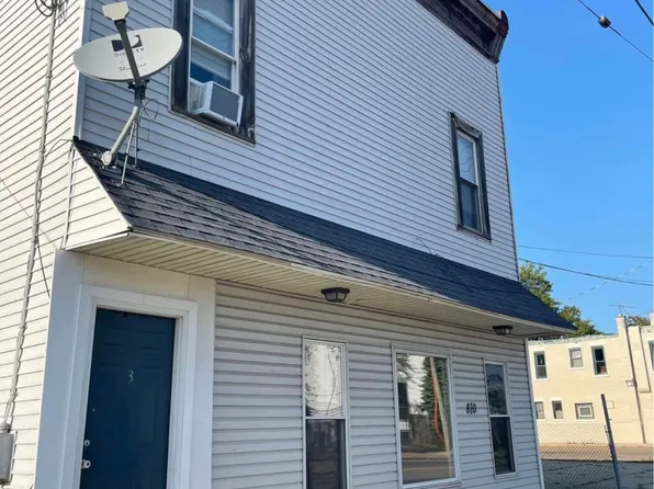 810 W 18th St #4, Erie, PA 16502