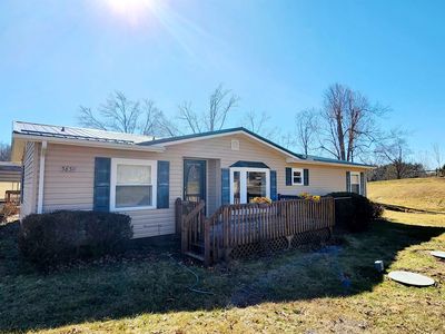 5851 McCoy Rd, Blacksburg, VA, 24060