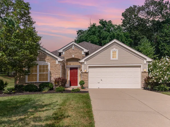 8411 Old World Ct, Union, KY 41091