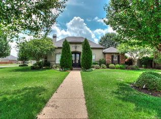 129 Horseguards Ave, Bossier City, LA 71111