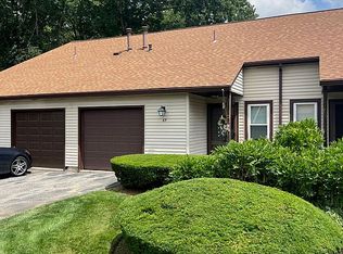 65 Decarolis Dr, Tewksbury, MA 01876