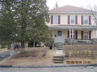 26 Hapgood Rd, Worcester, MA 01605