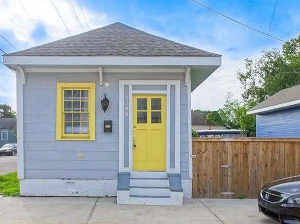 1243 Clouet St, New Orleans, LA 70117