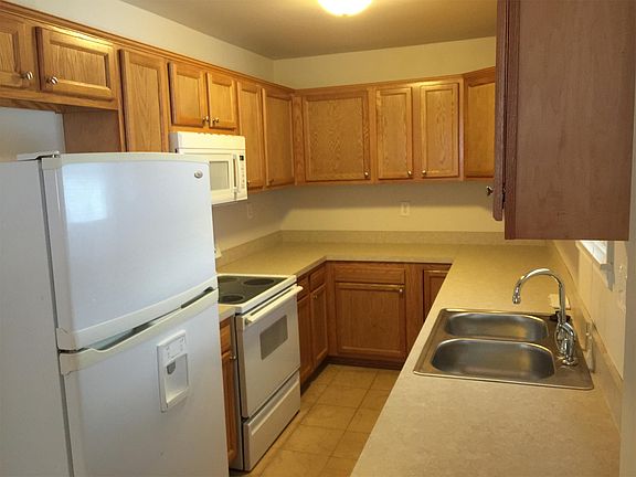 2nd image of 1377 Oconnor Ave