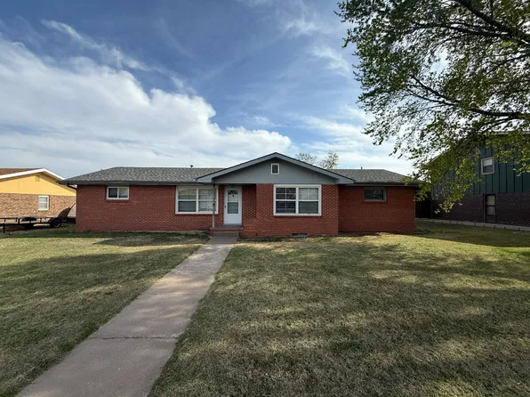 102 W 36th St #B, Hays, KS 67601