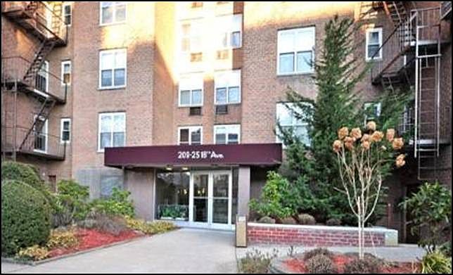 1st image of 20925 18th Ave APT 2G