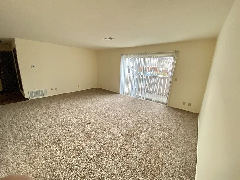 Kimberly Club Apartments — Photo 157