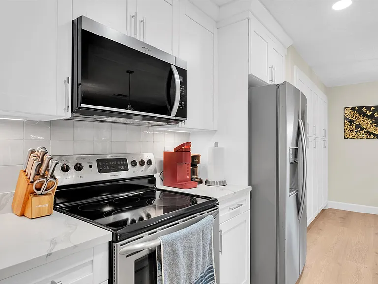 2126 Grove Valley Ave — Photo 6