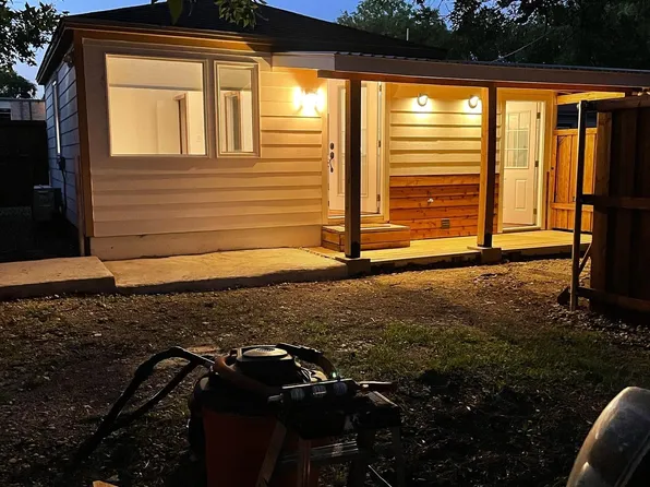 1806 Melbourne Ave #1, Dallas, TX 75224