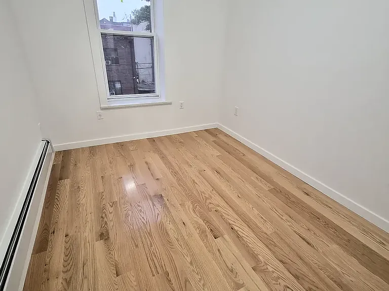545 72nd St #2 — Photo 7