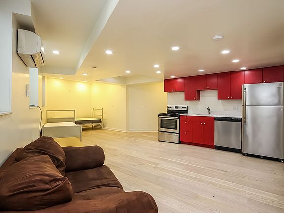 2nd image of 1335 S University Ave APT G