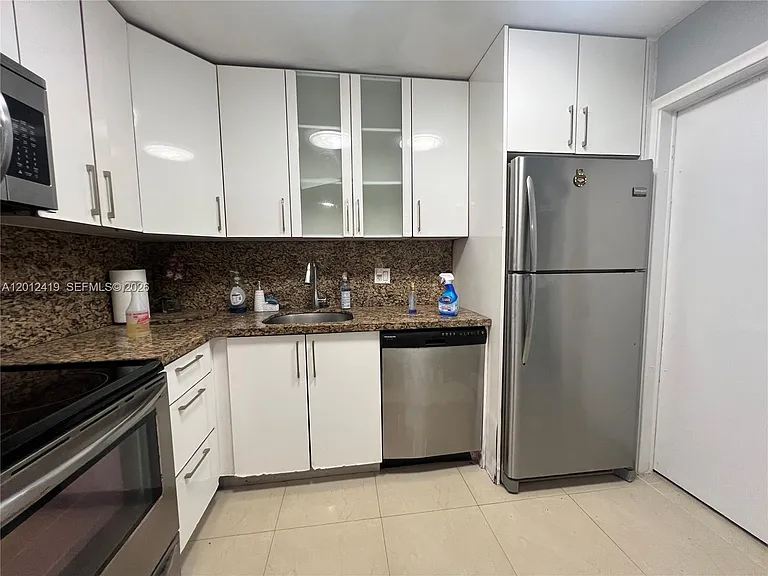 1801 S Ocean Dr #535 — Photo 3