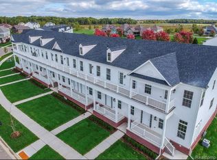 53534 Champlain St, Macomb, MI 48042