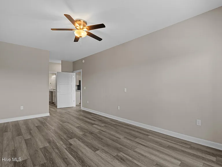 2272 Dolphin Shores Dr SW #402 — Photo 27