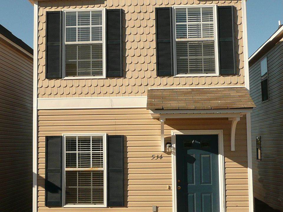 Gatewood in the Summit