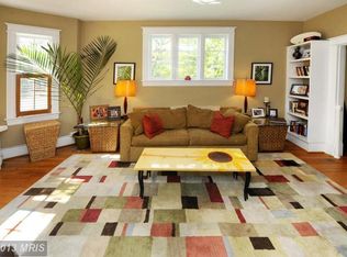 4443 Fessenden St NW, Washington, DC 20016