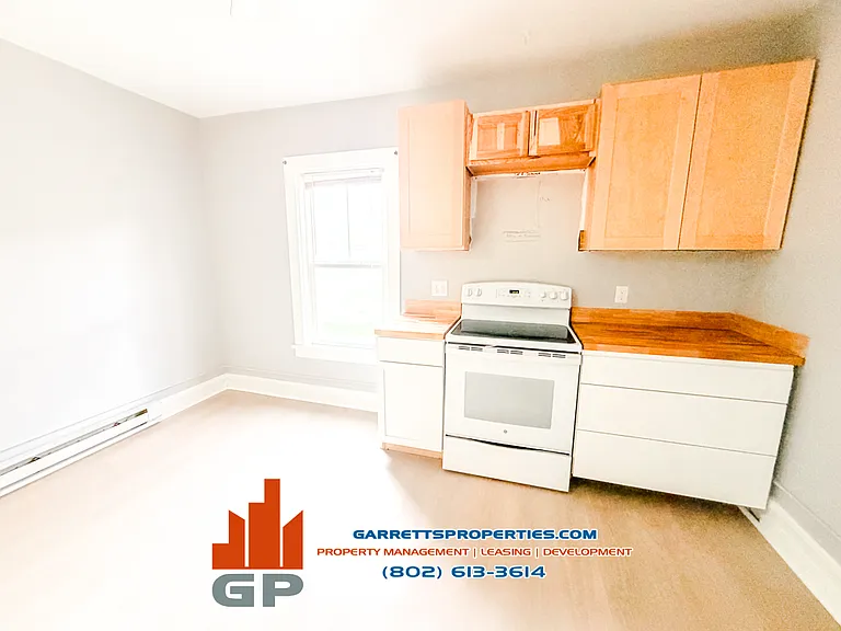 18 Clark Ave #2 — Photo 1