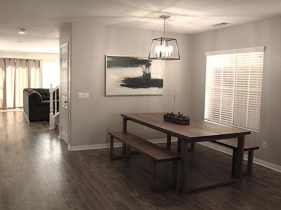 3rd image of 40639 La Salle Pl