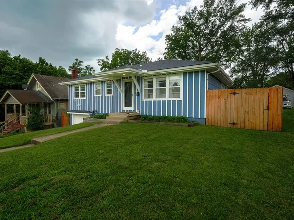 8312 Highland Ave, Kansas City, MO 64131