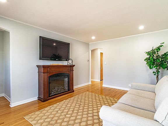 4th image of 4205 N Ozanam Ave