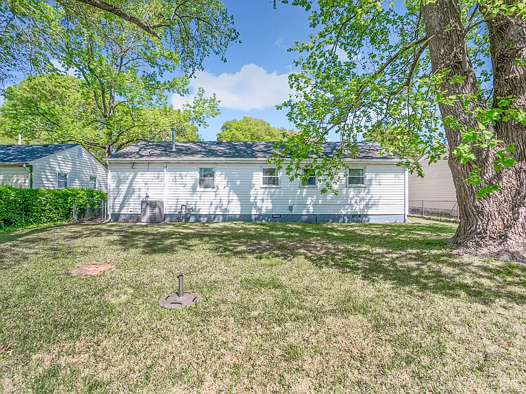 6419 Grimes Ave — Photo 25