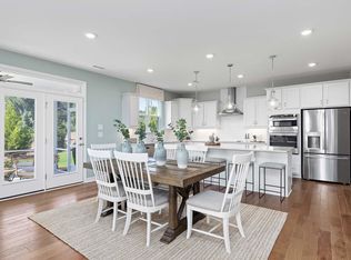 106 Highland Forest Dr, Fuquay Varina, NC 27526