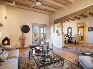 12 Tarro Rd, Santa Fe, NM 87508