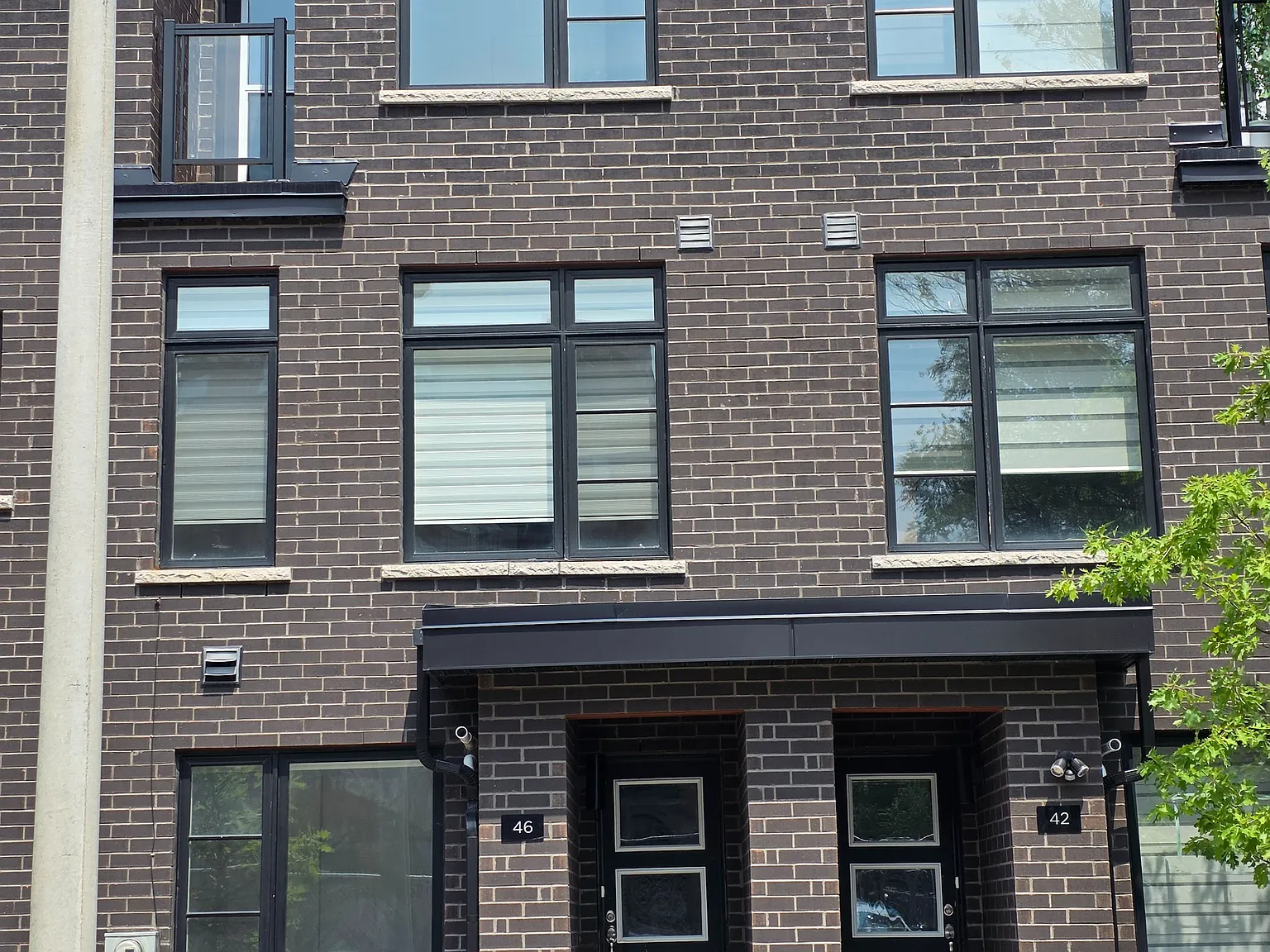3 bed, $3,800 — Photo 2