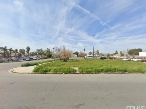 1003 L St, Bakersfield, CA 93304