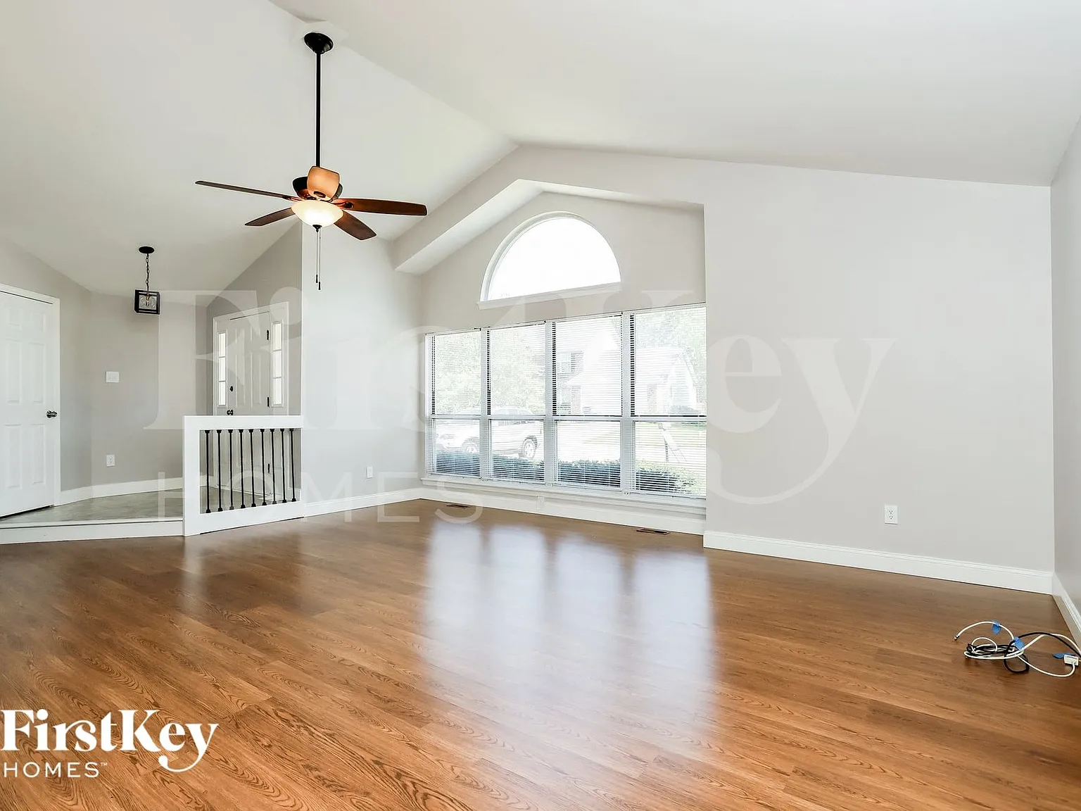 3 bed, 2.0 bath, 1483 sqft, $2,785 — Photo 4