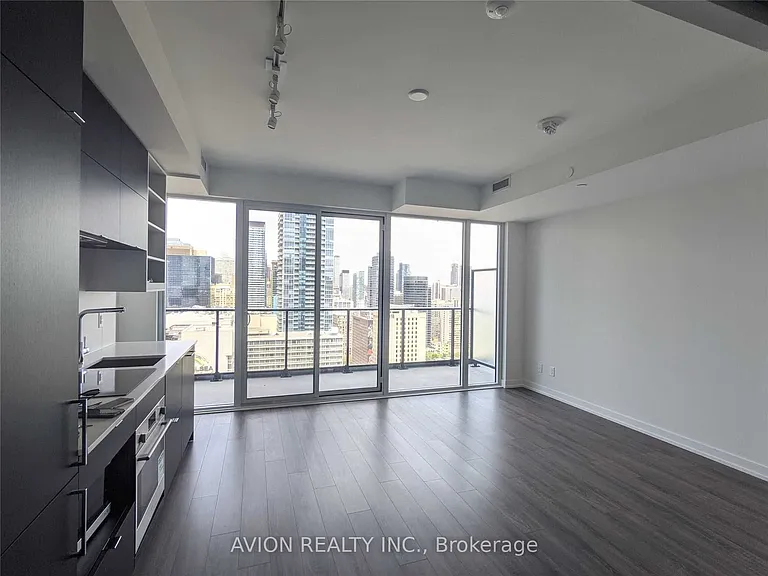 20 Edward St #2815 — Photo 1