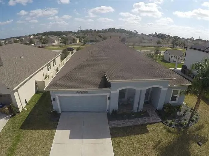 4 bed, 2820 sqft, $2,950 — Photo 3