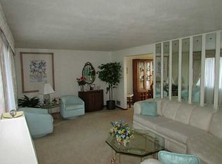 406 Highland Dr, Elizabeth, PA