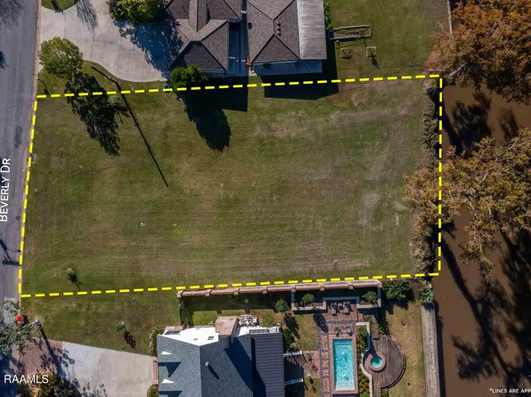 511 Beverly Dr, Lafayette, LA 70503